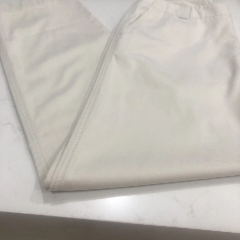 GAP Women's Cream Straight Leg Pants - Picture 5 of 5
